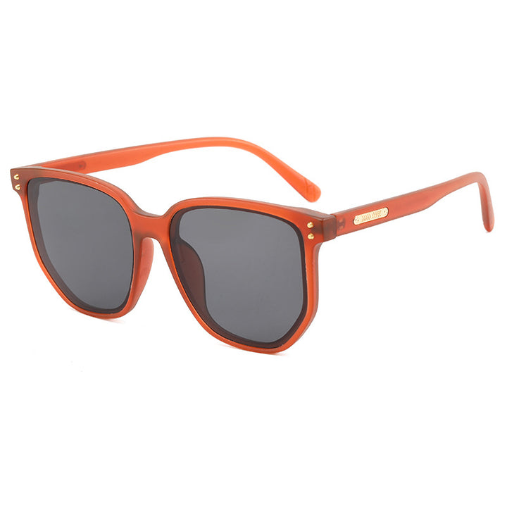 Dame moteriktig oversized solbrille med robust plastramme Luvikno