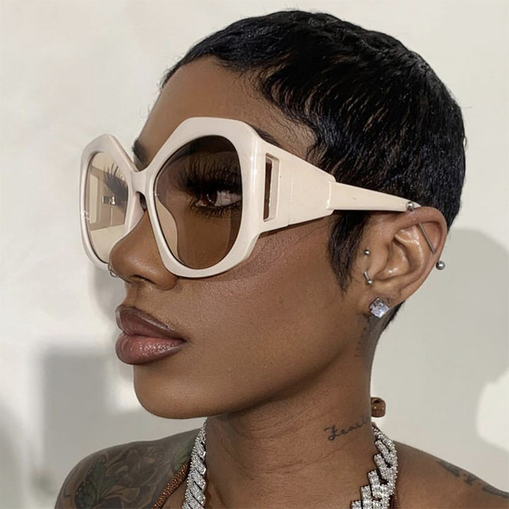 Dame oversized solbrille med futuristisk design Luvikno