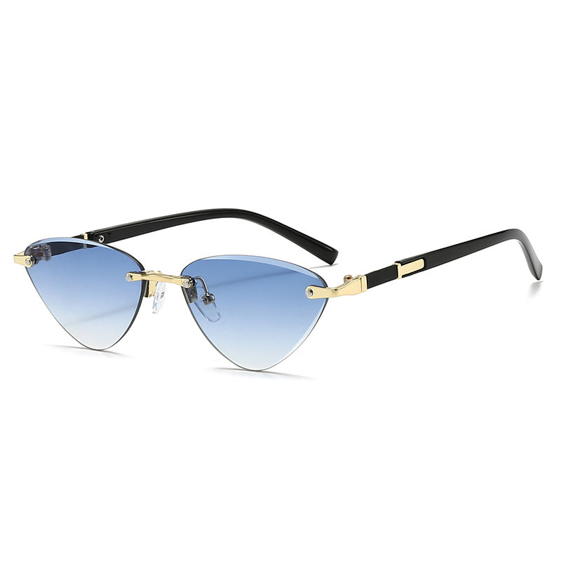 Dame moteriktig Cat-Eye solbrille med elegant metallramme Luvikno