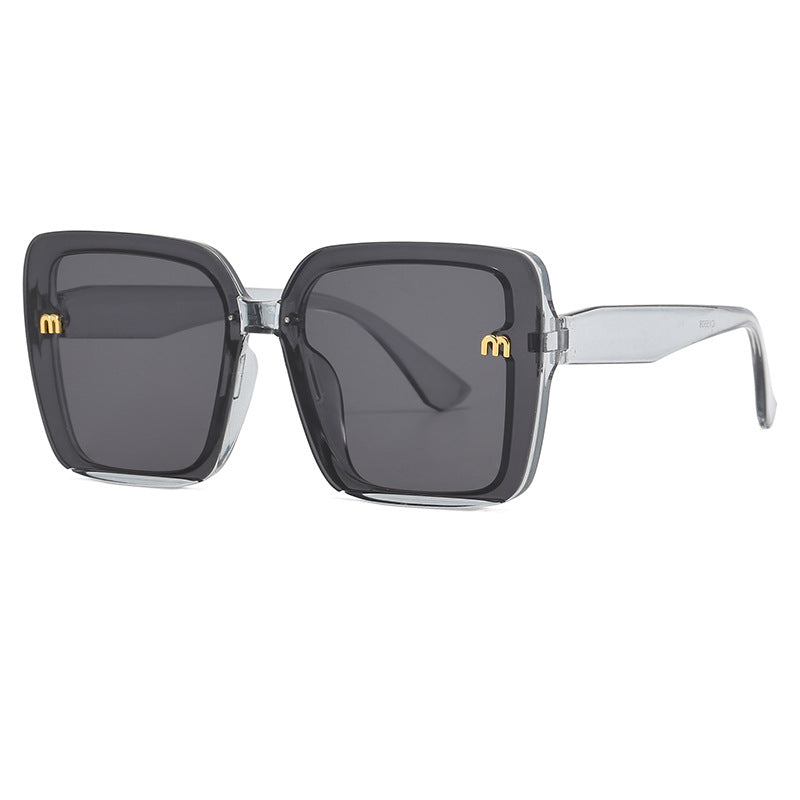 Dame oversized kvadratisk solbrille med elegant ramme Luvikno