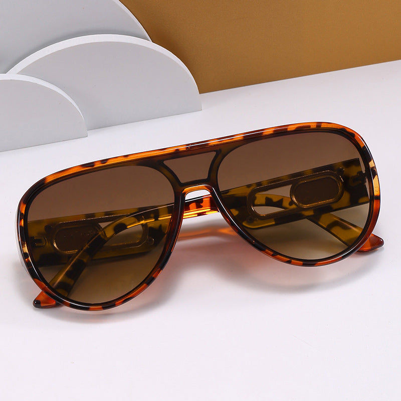 Dame Elegant Oversized-solbriller med designer-detaljer Luvikno