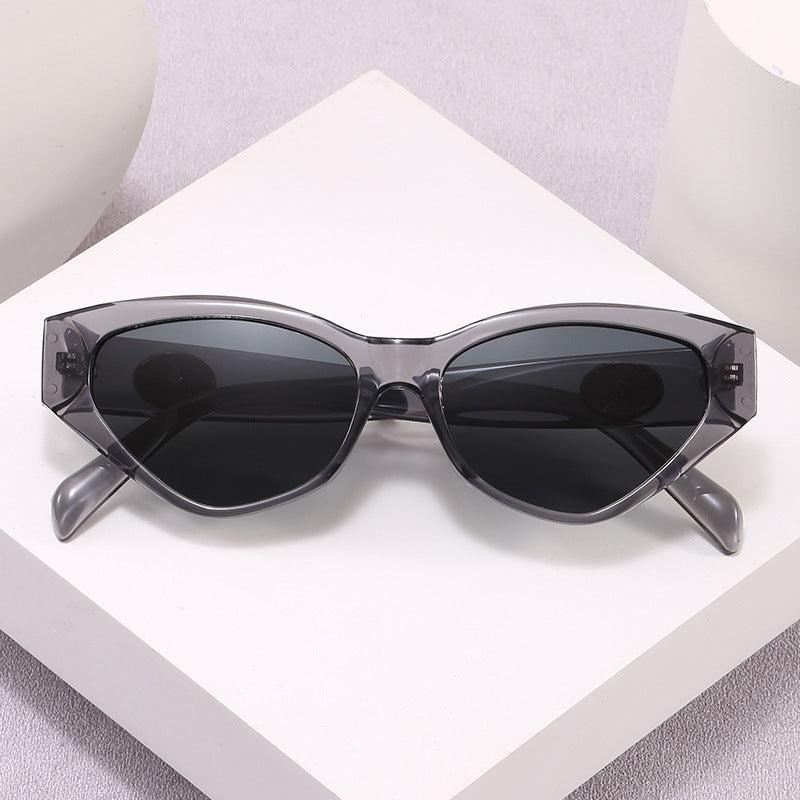 Dame trendy solbriller i elegant design Luvikno