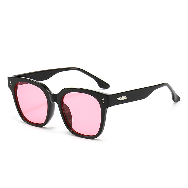 Dame firkantet solbrille med stilig ramme Luvikno