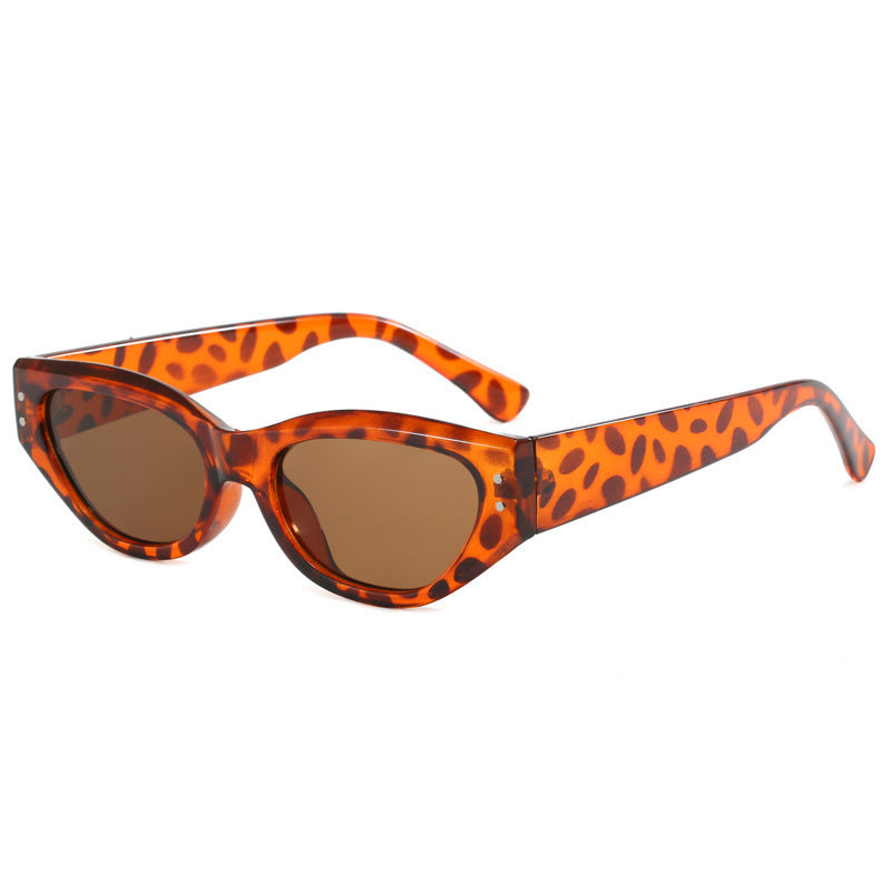 Dame moteriktig solbrille i trendy Cat-Eye stil Luvikno