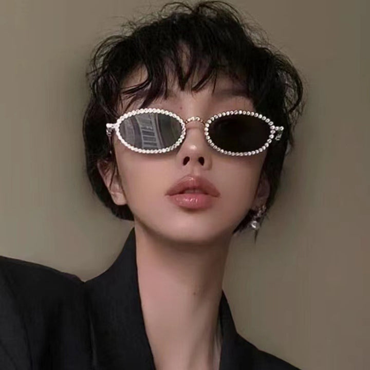 Damen Designer Brille ramme med ekstravagant perleinnramming Luvikno