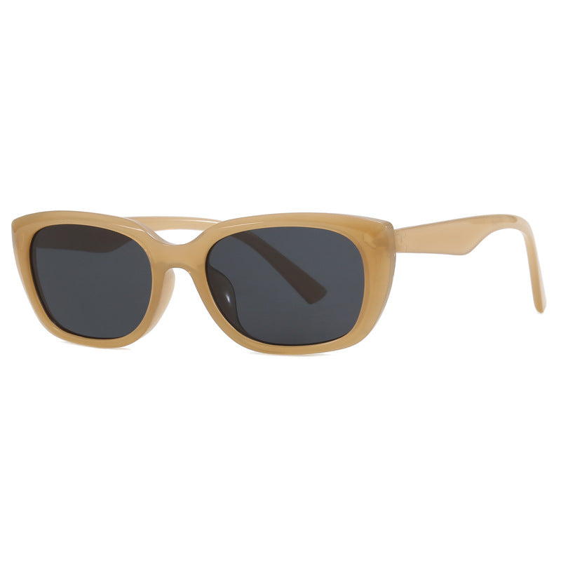 Dame trendy cat-eye solbriller i minimalistisk design Luvikno