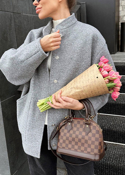 Luvik | Yli suuri villainen pomppujakku