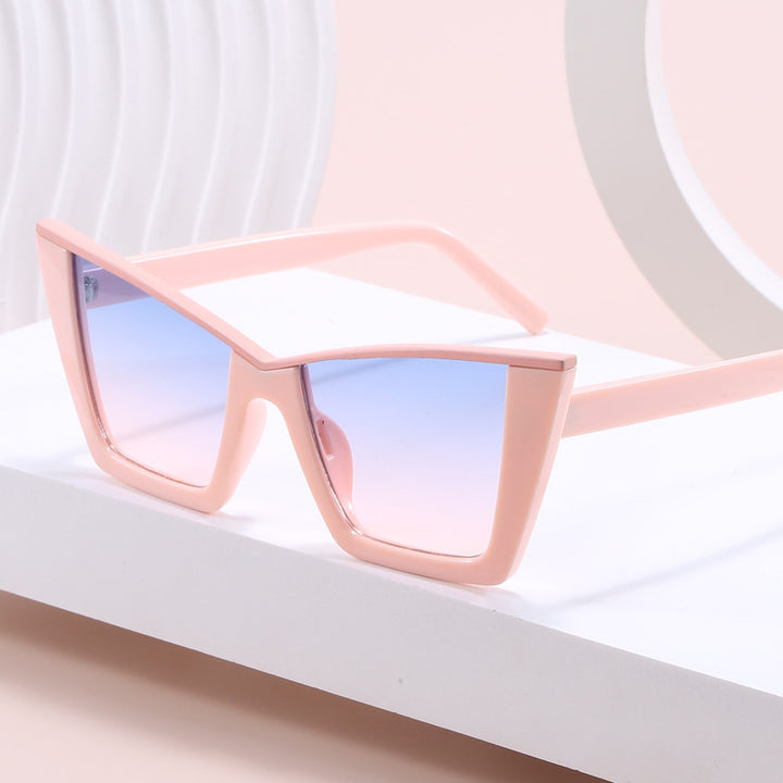 Dame firkantet solbrille med gullige detaljer Luvikno