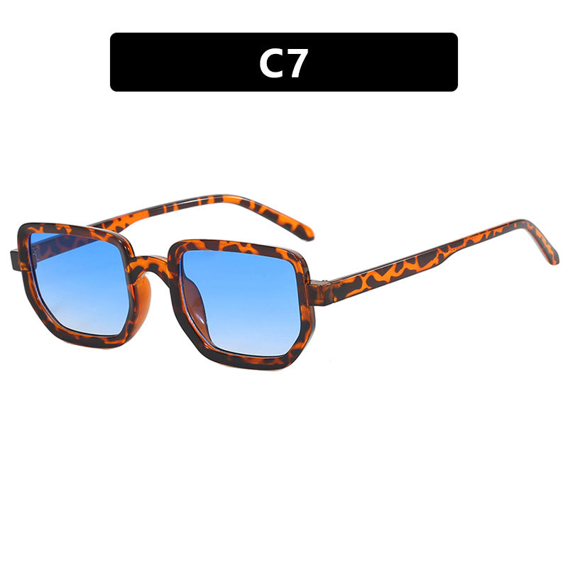 Dame geometrisk solbrille med moderne ramme og beskyttende glass Luvikno