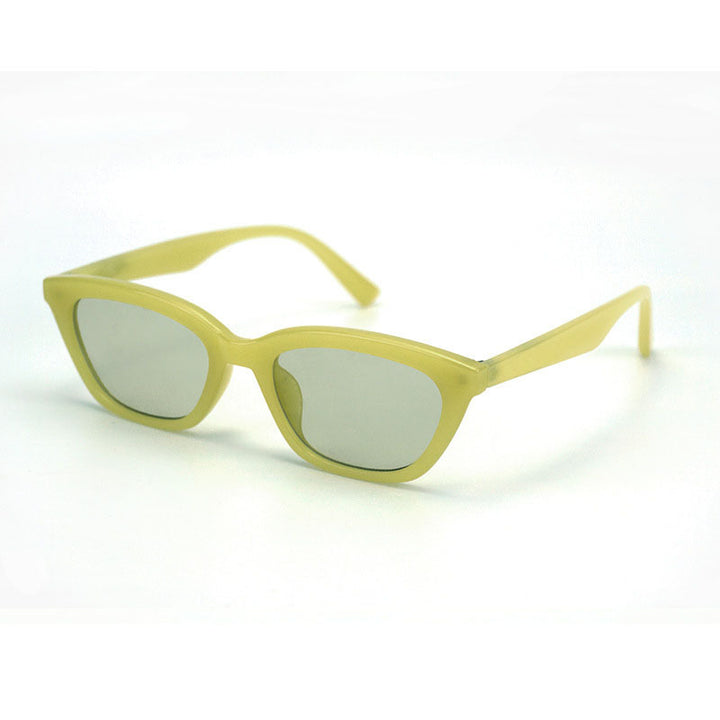Damer Modische Cat-Eye Solbrille med elegant transparent ramme Luvikno