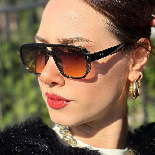 Dame moterik kvadratisk solbrille med luksuriøse detaljer Luvikno