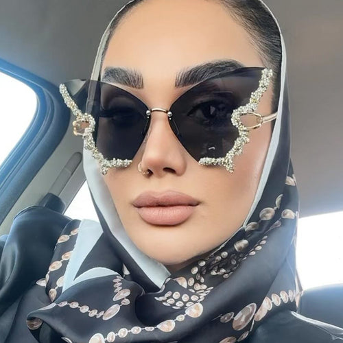 Dame stor Cat-Eye solbriller med glitrende strassdekorasjon og elegant ramme Luvikno