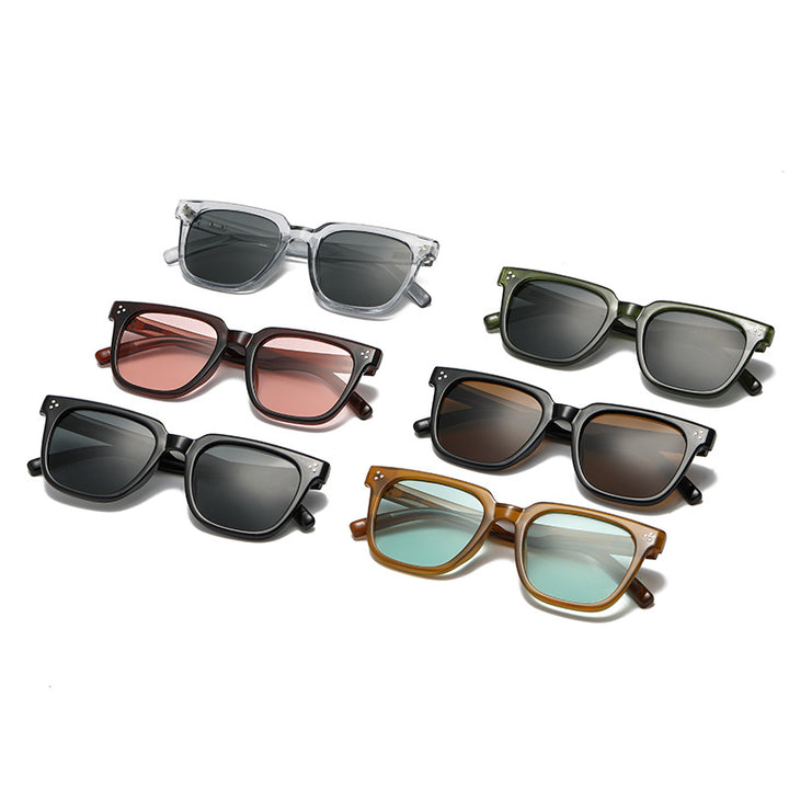 Dame solbrille i moderne kvadratdesign med polariserte linser Luvikno
