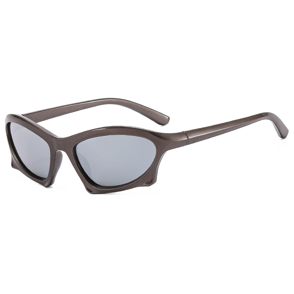 Dame sporty solbriller i trendy design Luvikno