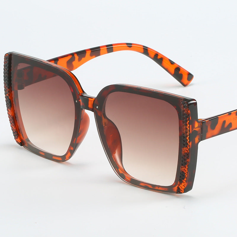 Dame oversized Designer-solbriller i moderne flettet design Luvikno