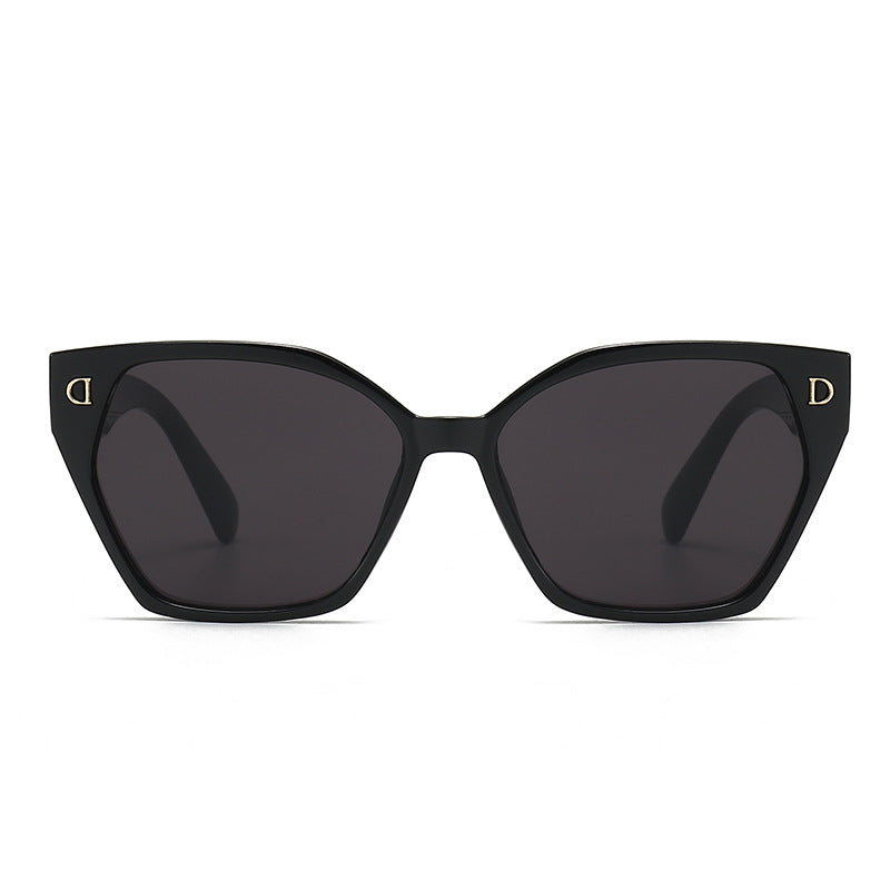 Dame designer solbriller i stilig cat-eye design med luksuriøs ramme Luvikno