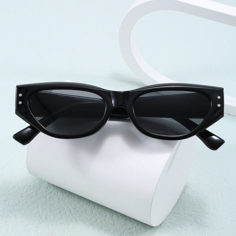 Dame moteriktig solbrille i trendy Cat-Eye stil Luvikno