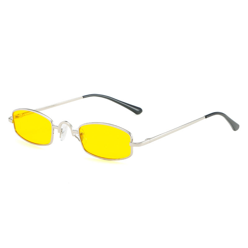 Dame fashion solbrille i futuristisk design Luvikno