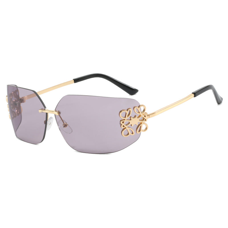 Damer ekstravagant utformet solbrille med elegante dekorasjoner Luvikno