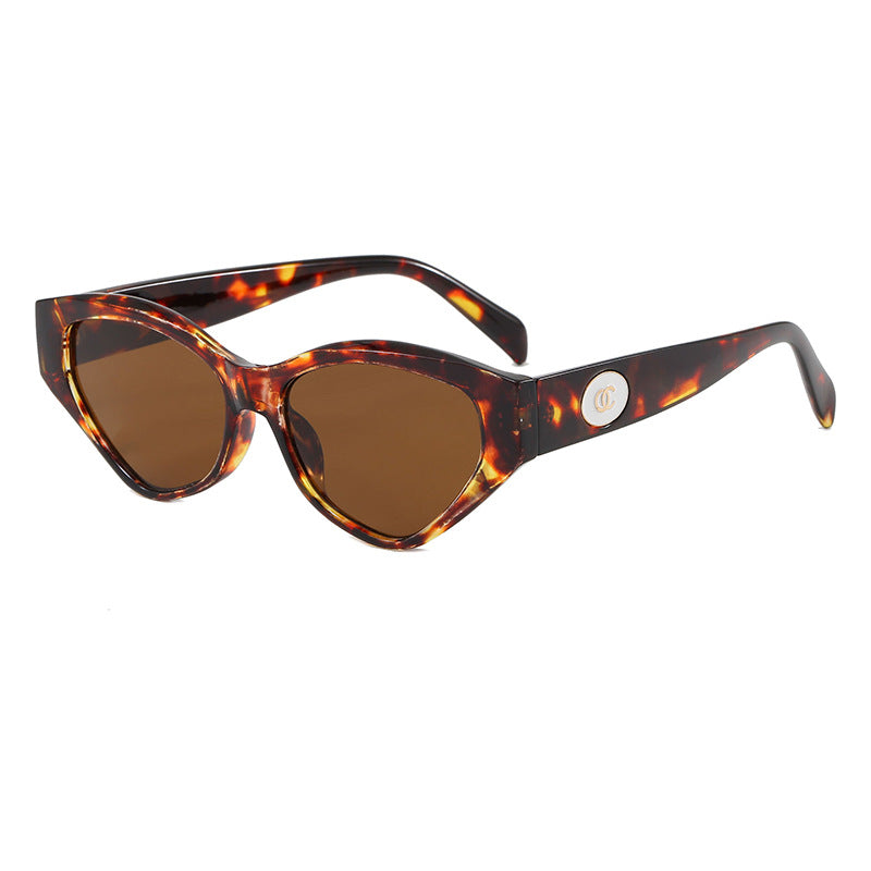 Dame trendy solbriller i elegant design Luvikno
