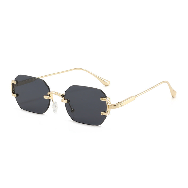Damer geometrisk solbrille med luksuriøs metallramme og beskyttende UV-filter Luvikno