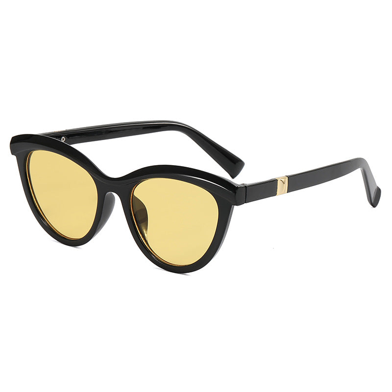 Dame elegant Cat-Eye solbriller med stilfull metallramme Luvikno