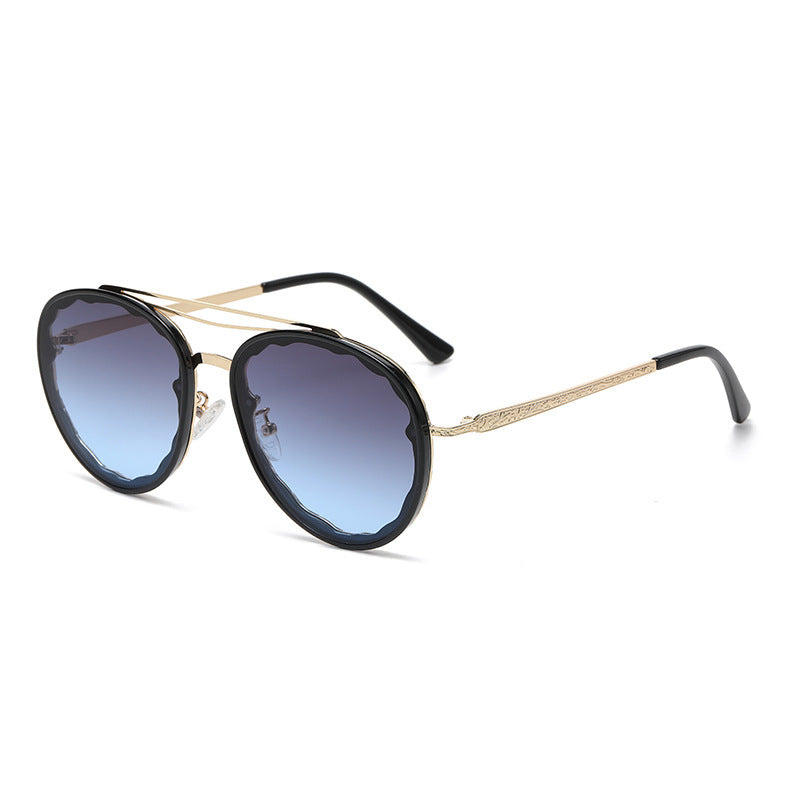 Dame Moderne utformede solbriller i elegant oversized stil Luvikno