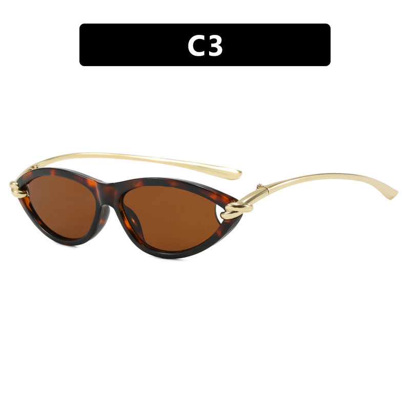 Damen Cat-Eye solbriller med elegant metallramme og beskyttende UV-filter Luvikno