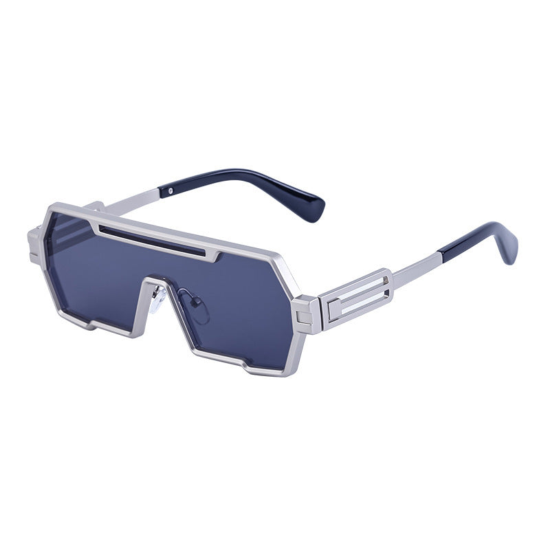 Dame motorisert solbrille i futuristisk design med bred ramme Luvikno
