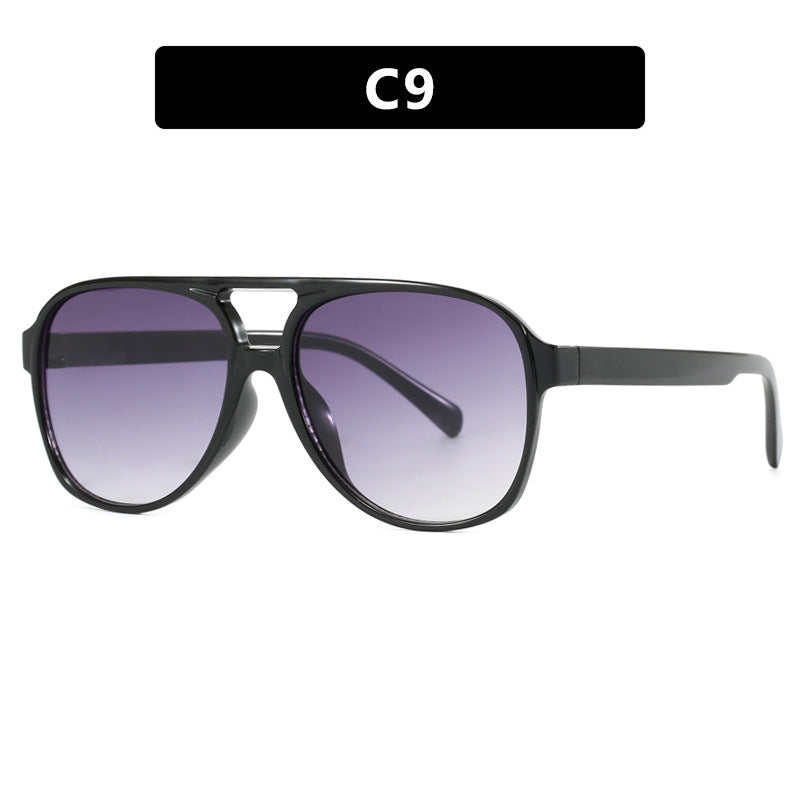 Damer oversized solbrille i sporty-elegant design Luvikno