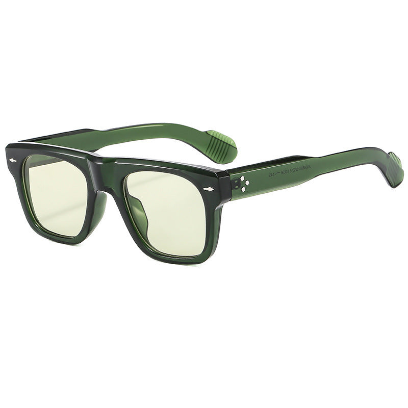 Dame solbrille i urbant stil med gule glass Luvikno