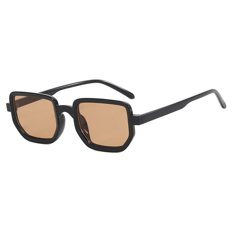 Dame geometrisk solbrille med moderne ramme og beskyttende glass Luvikno