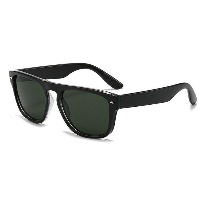 Damer Klassisk solbrille i moteriktig rektangulært design Luvikno