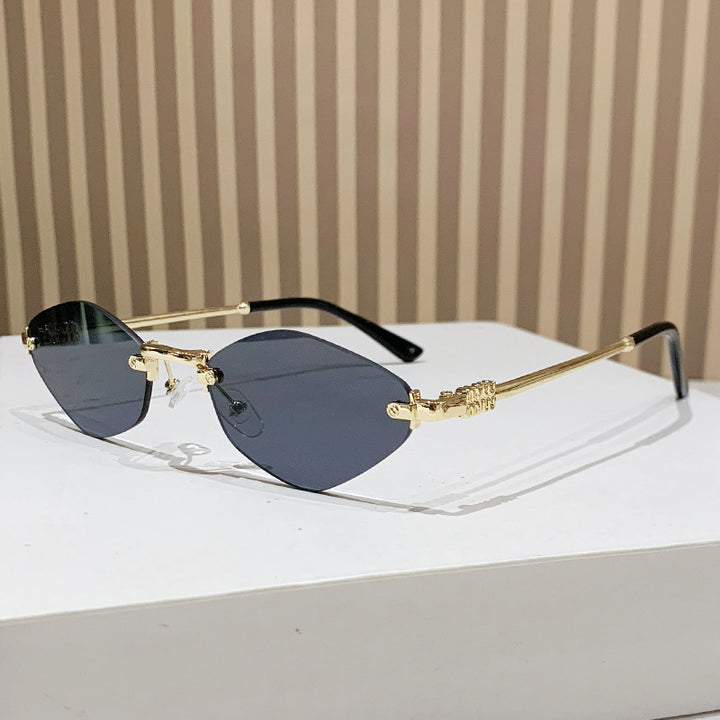 Dame Cat-Eye solbriller i moderne elegans stil Luvikno