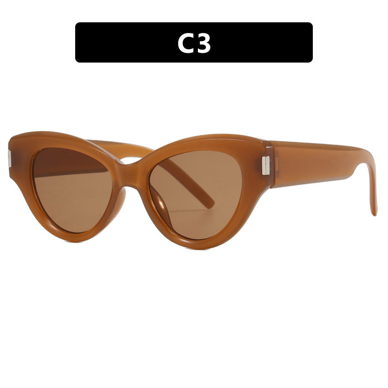 Damer stilige Cat-Eye solbriller med transparent ramme Luvikno