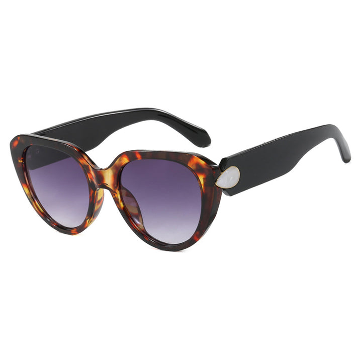 Dame Cat-Eye solbriller med iøynefallende design og beskyttende UV-filter Luvikno