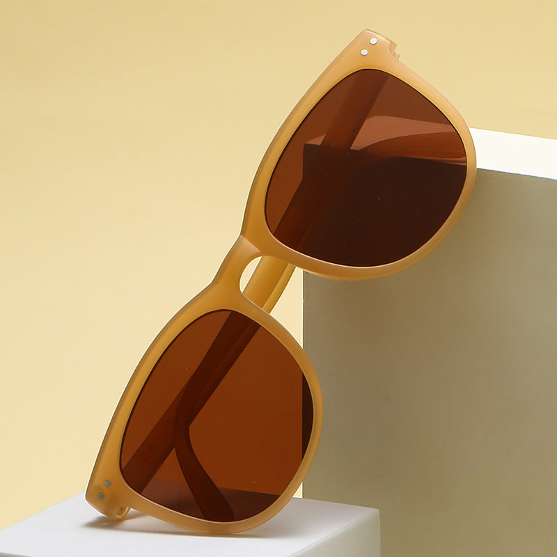 Dame Modische Skilpadde Solbrille med stilig Ramme Luvikno