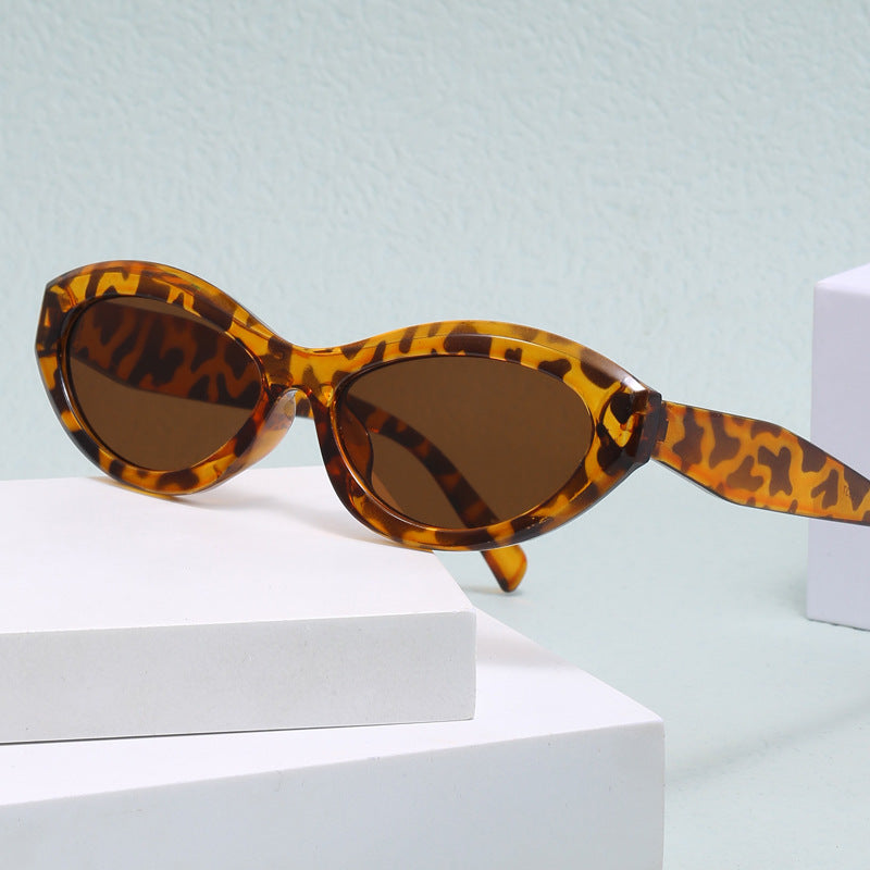 Dame cat-eye solbriller med bred ramme og UV-beskyttelse Luvikno