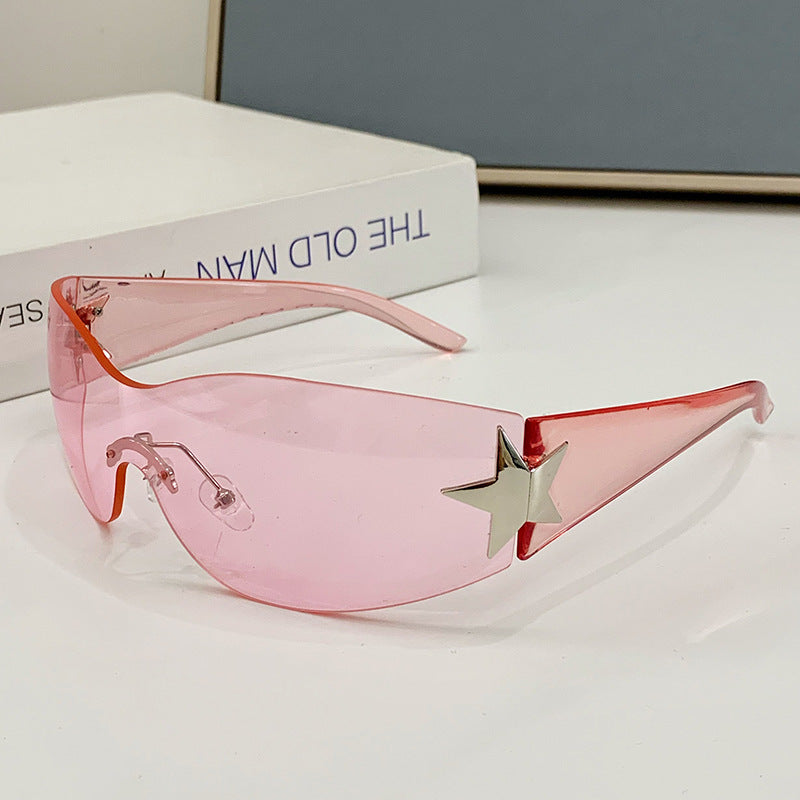 Dame moteriktig solbrille med kunstnerisk stjerneakcent Luvikno