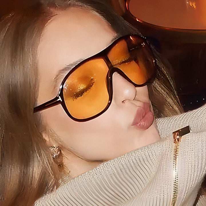 Dame moteriktig oversized solbrille med innovativt design Luvikno