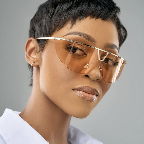 Dame futuristisk solbrille med beskyttende metallramme Luvikno