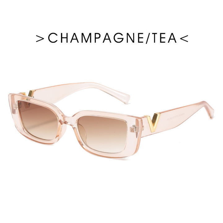 Dame moteriktig solbrille i klart design Luvikno