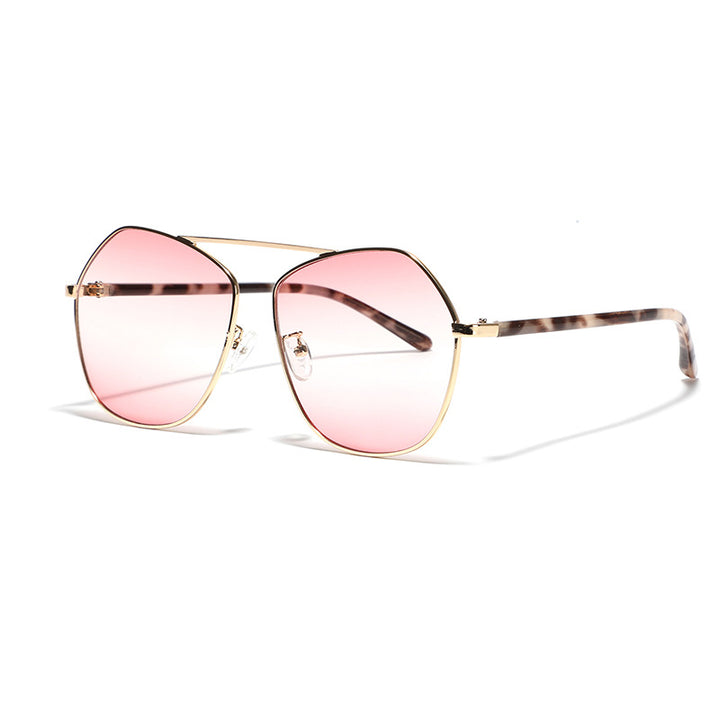 Dame geometrisk solbrille med luksuriøs metallramme Luvikno