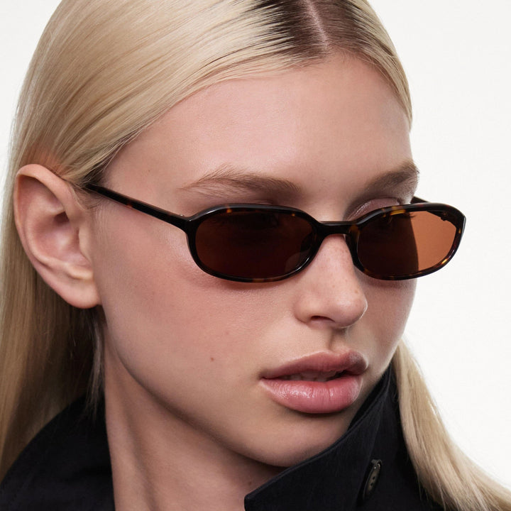 Damer lesebrille med ergonomisk design og smal ramme Luvikno