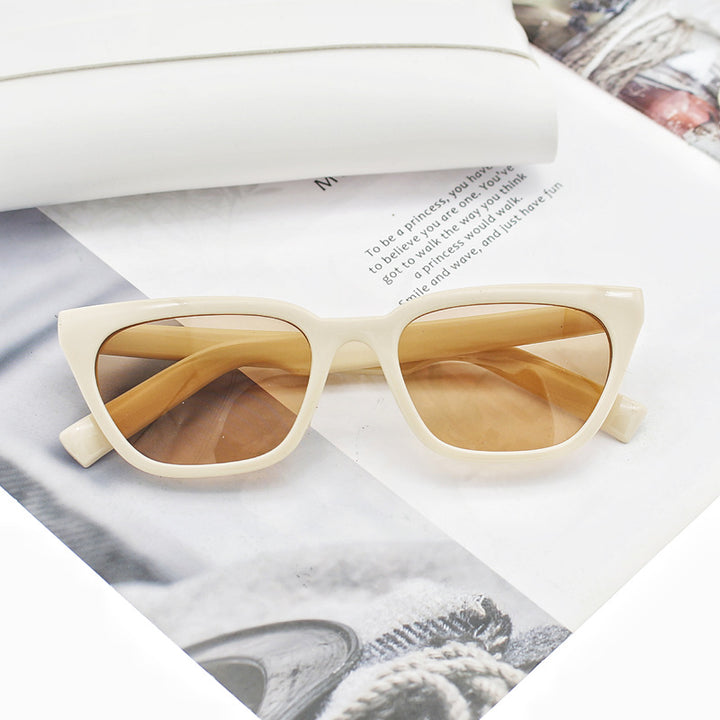 Damer geometrisk designer solbrille i moderne stil Luvikno
