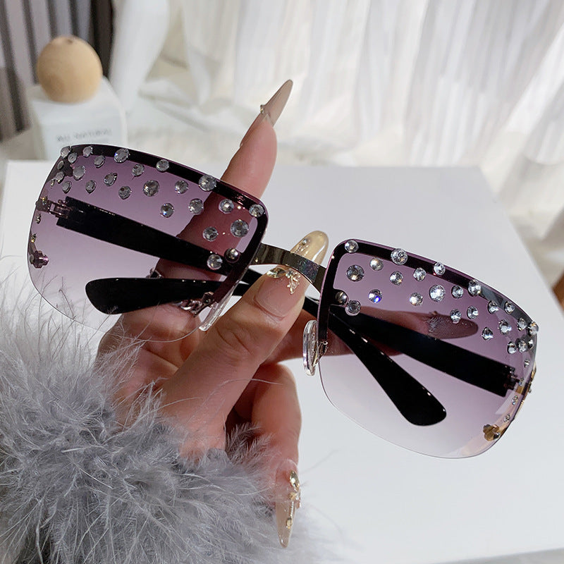 Dame Glamourøse solbriller med glitrende detaljer Luvikno