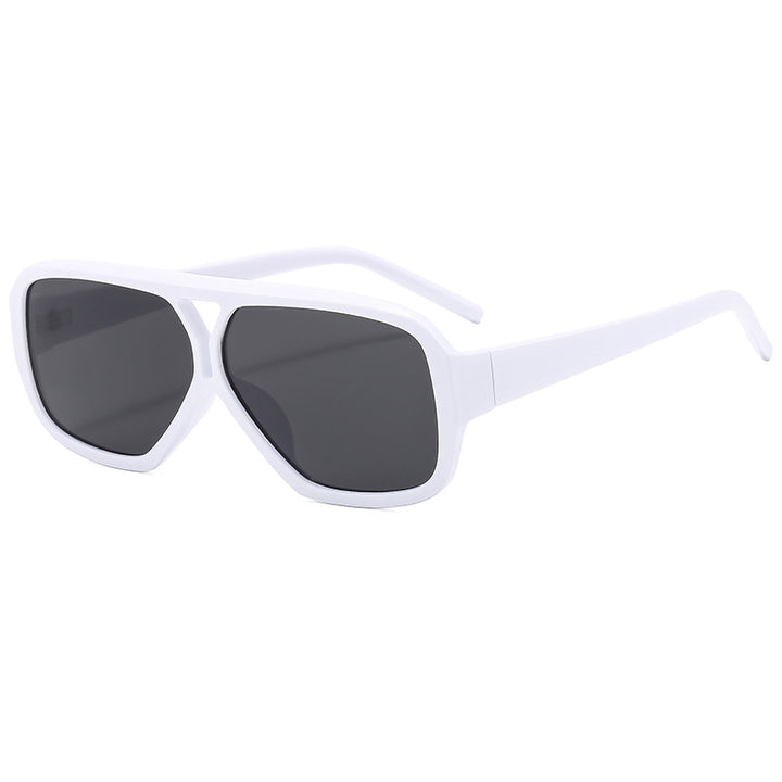 Dame modische oversized solbrille med bred ramme og beskyttende glass Luvikno