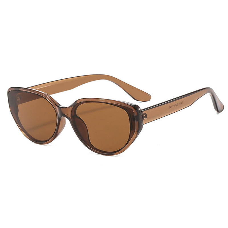 Dame moteriktig solbrille i elegant cat-eye stil Luvikno