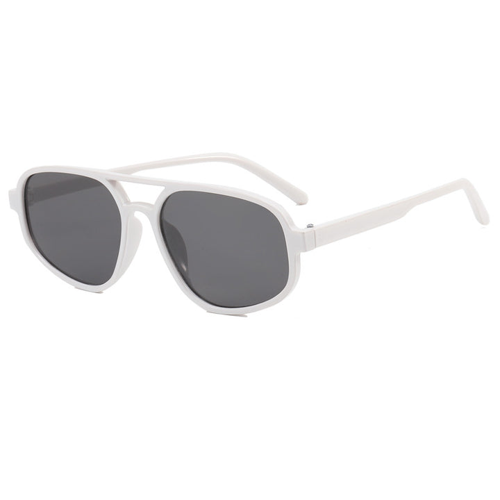 Dame moteriktig oversized solbrille med trendy ramme Luvikno