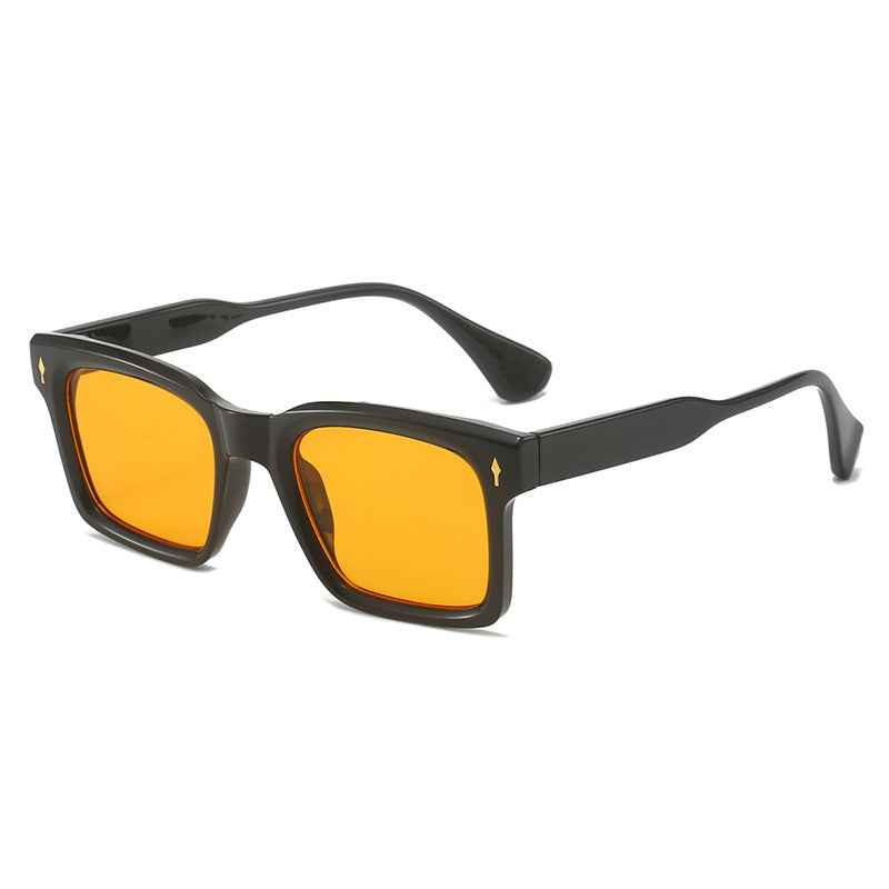 Dame stilig firkantet solbrille Luvikno